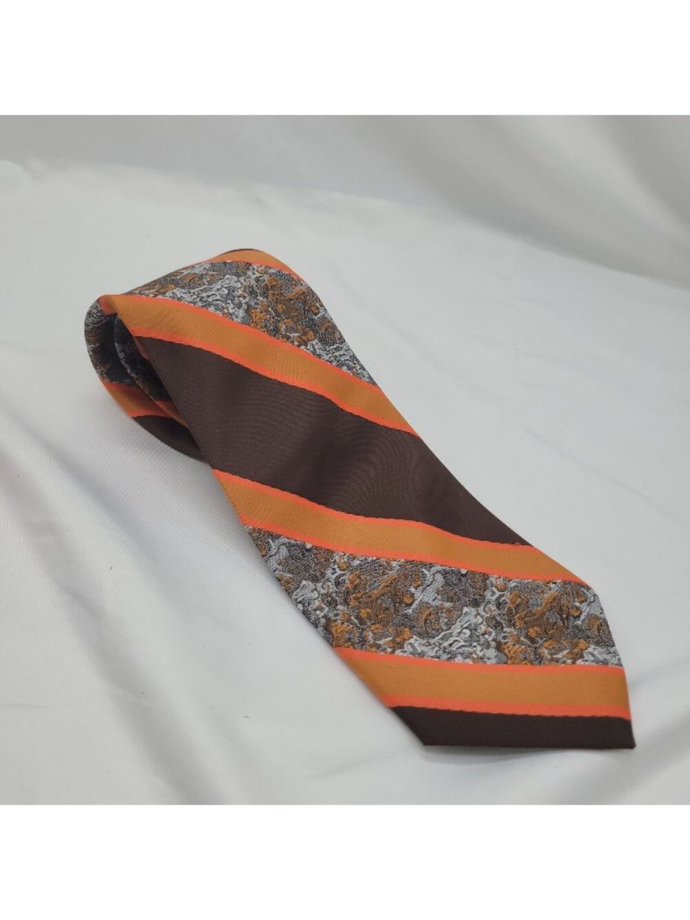 Vtg Marc De Paris Brown Orange Striped Tie With Abstract Silver Pattern Polyeste